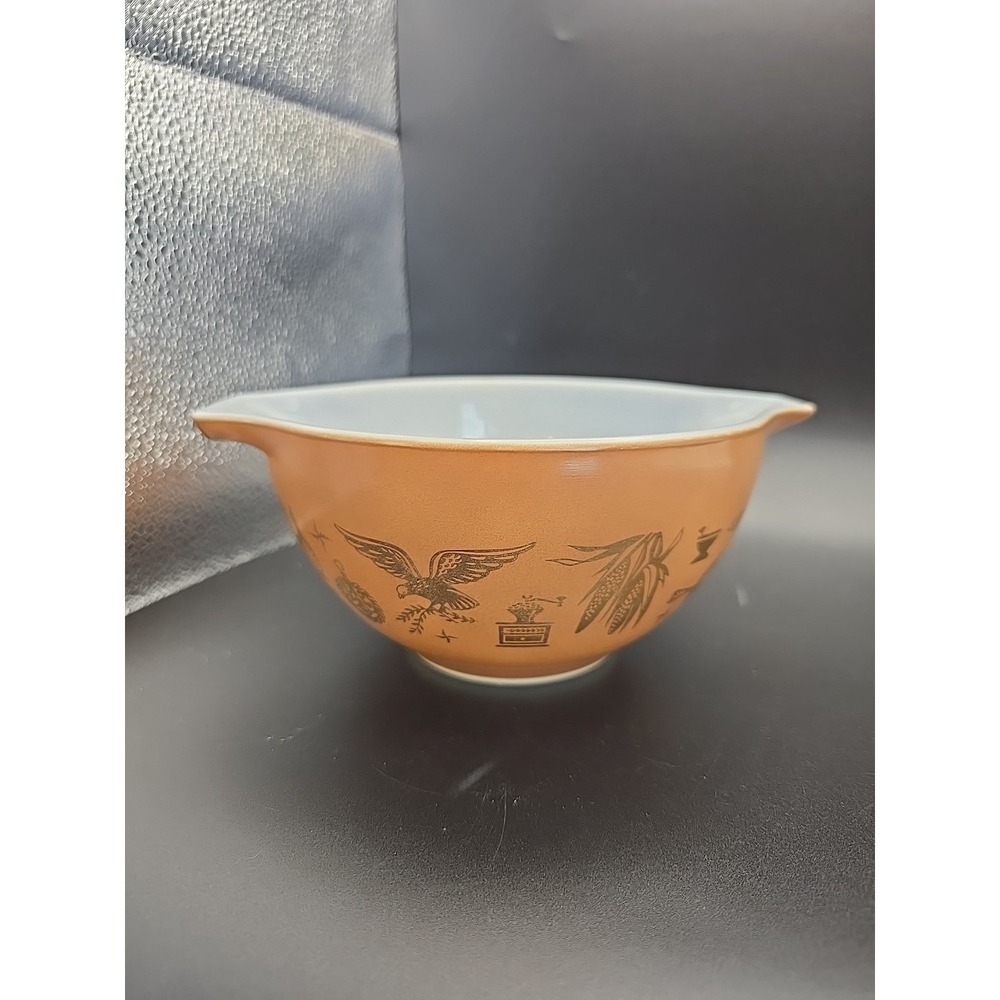 vintage pyrex early american bowl #441‎  1 1/2pt